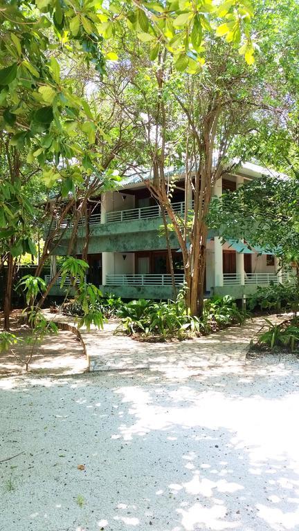 Hotel Idle Awhile Cliffs à Negril Extérieur photo