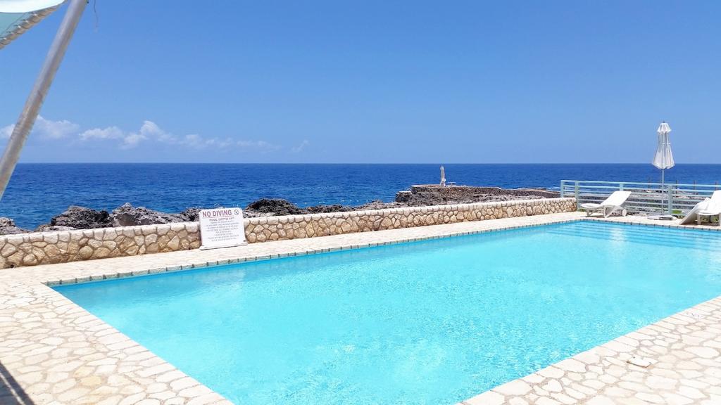 Hotel Idle Awhile Cliffs à Negril Extérieur photo